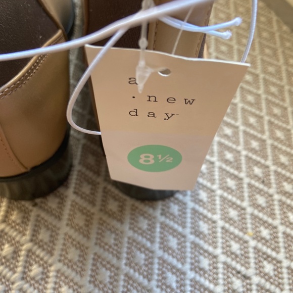 New Chelsea boot - Picture 4 of 4